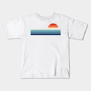 Minimalist, Geometric Retro Ocean Sunrise I Kids T-Shirt